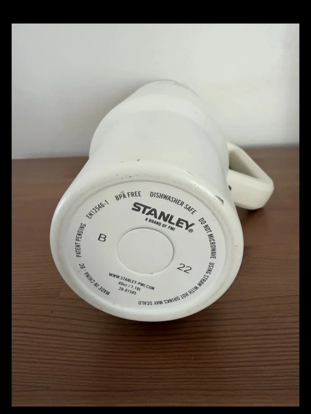 Stanley White Insulated Travel Mug with Handle and Straw - Picture 3 of 5